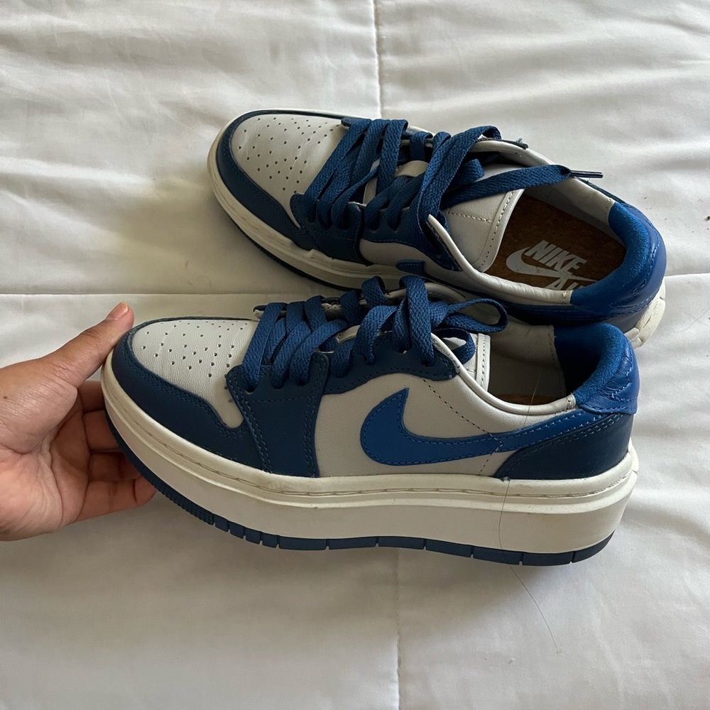 Nike Elevate Lows